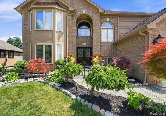 Photo 3 of Single family home for sale at 52844 Karon Dr, Macomb, MI 48042 | MLS# 20261060102 | Listing updated on 2026-08-03
