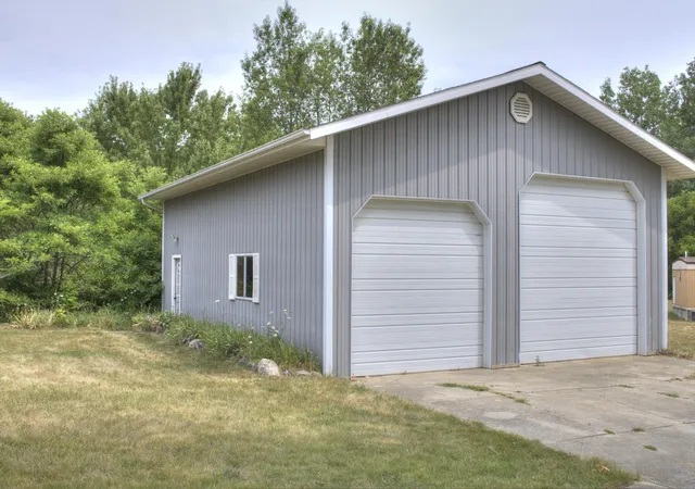 5th image of 8015 E Sanders Rd, Vestaburg, MI 48891 | MLS# 72026039937