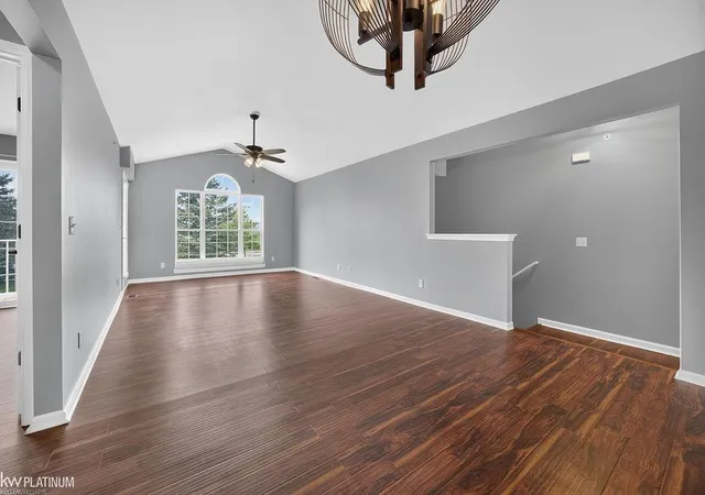 3rd image of 52133 Naugatuck Dr, Macomb, MI 48042 | MLS# 58050216978