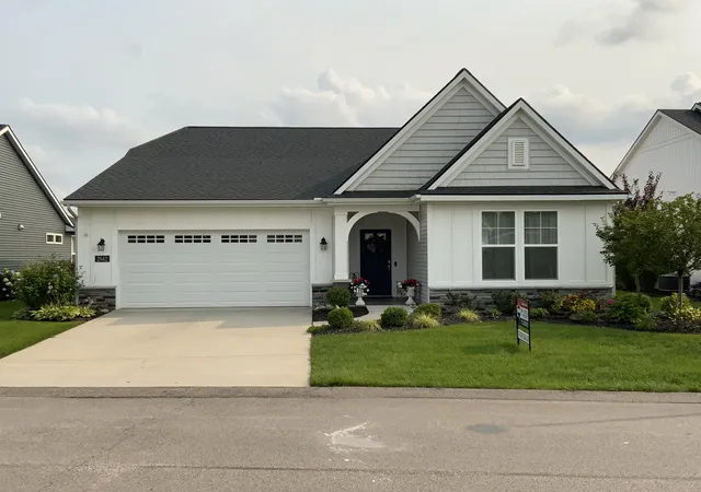 Photo 3 of Condo for sale at 2942 Isle Water Dr, Belmont, MI 49306 | MLS# 65026039941 | Listing updated on 2026-09-16