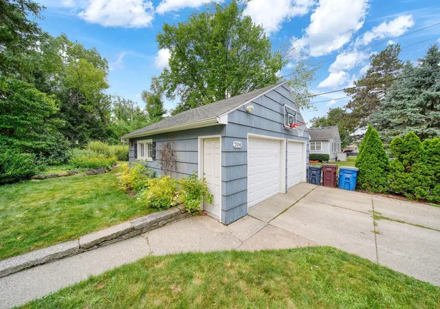 55th image of 204 Westover St, Ann Arbor, MI 48103 | MLS# 81026039942