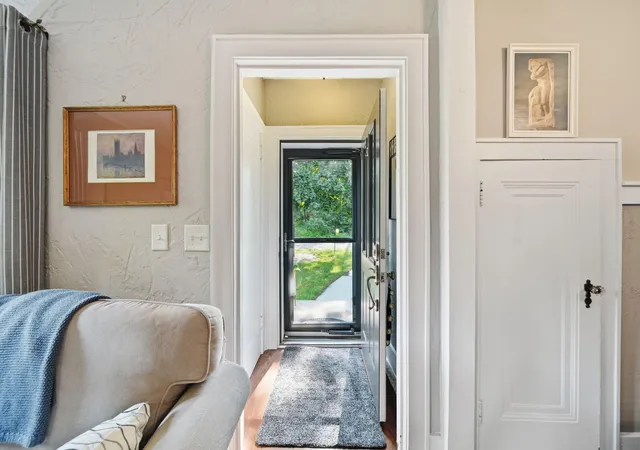 5th image of 204 Westover St, Ann Arbor, MI 48103 | MLS# 81026039942