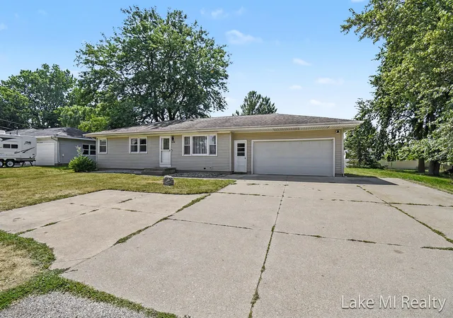 1st image of 2238 52nd St Sw, Wyoming, MI 49519 | MLS# 65026039946