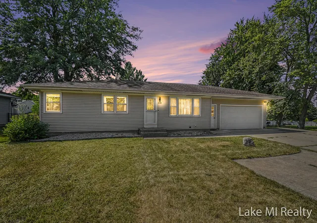 3rd image of 2238 52Nd St Sw, Wyoming, MI 49519 | MLS# 65026039946