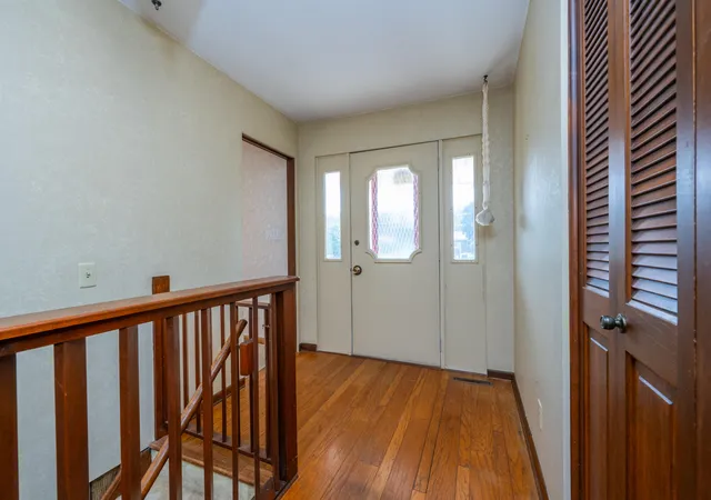 Photo 3 of Single family home for sale at 4334 Laurel Dr, Saint Joseph, MI 49085 | MLS# 69026039950 | Listing updated on 2026-08-25
