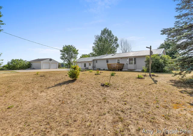 2nd image of 6643 S Wood Rd, Sheridan, MI 48884 | MLS# 65026039952