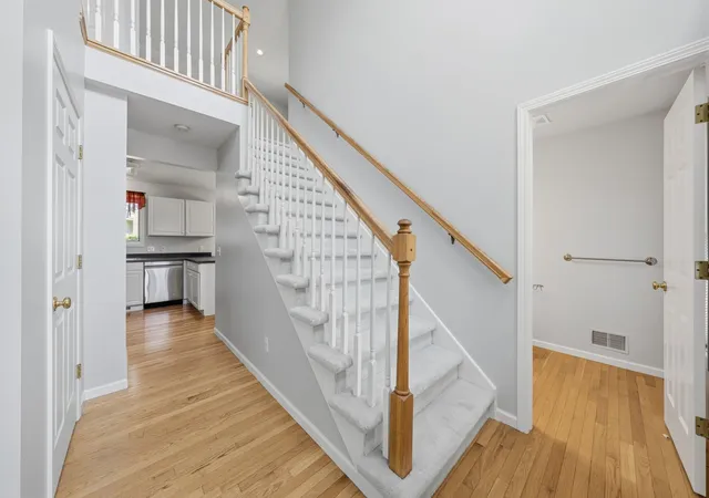 Photo 4 of Single family home for sale at 5048 Stapleton Dr, Kalamazoo, MI 49009 | MLS# 66026039953 | Listing updated on 2026-09-04