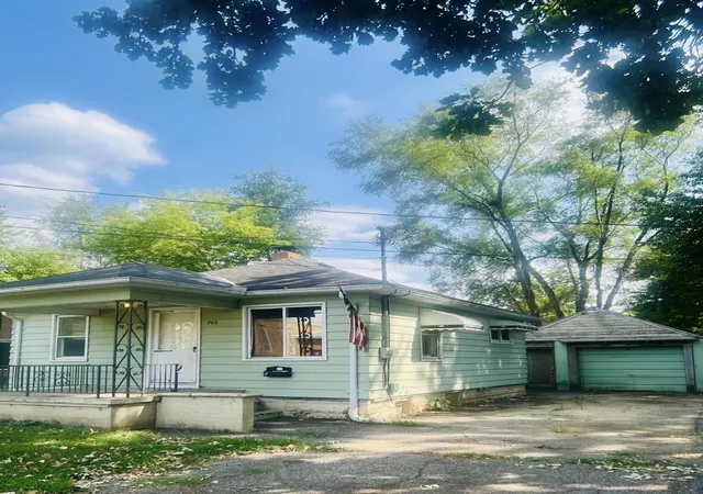1st image of 743 Nuebert Rd, Flint, MI 48507 | MLS# 5050216996