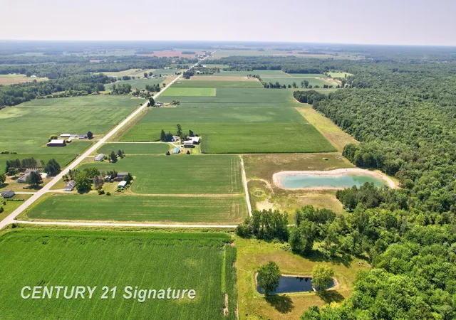 23rd image of 2250 S Hemlock Rd, Hemlock, MI 48626 | MLS# 61050217002