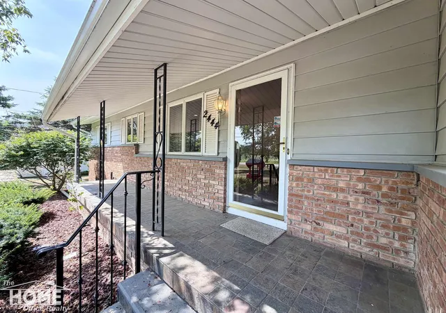 2nd image of 2444 S State Rd, Corunna, MI 48817 | MLS# 5050217005