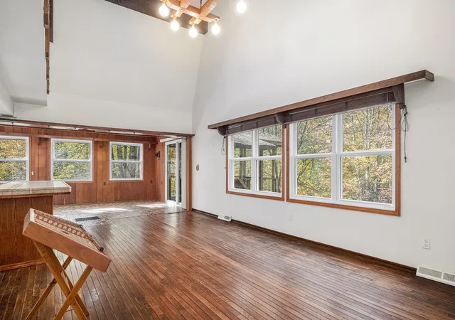 5th image of 8020 E 98Th St E, Howard City, MI 49329 | MLS# 65026039995