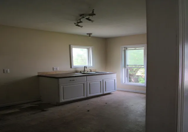 32nd image of 1167 Lafayette Ave Se, Grand Rapids, MI 49507 | MLS# 65026039998