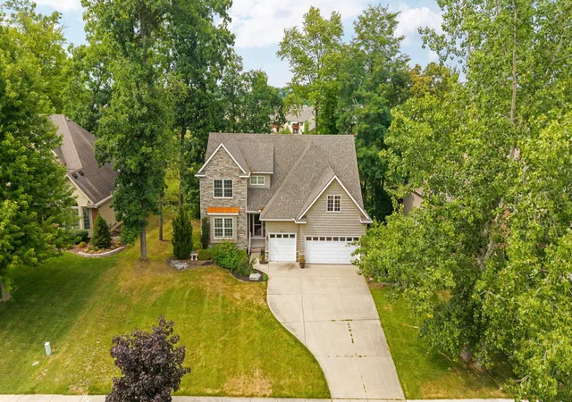 4th image of 8243 Heathertree Ln, Brighton, MI 48116 | MLS# 81026040000