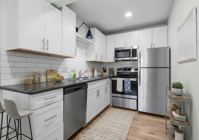 Listing Photo 5 - Condo for sale in building located at 841 Fern St, Traverse City, MI 49686