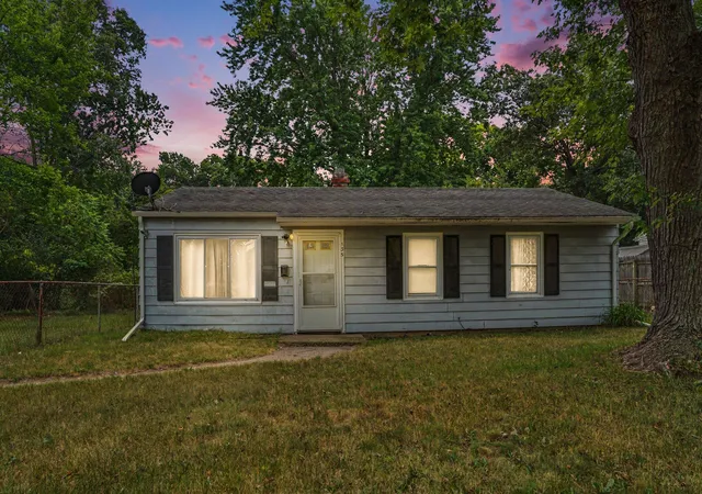 Photo 3 of Single family home for sale at 135 Saratoga Ave, Battle Creek, MI 49037 | MLS# 66026040003 | Listing updated on 2026-08-01