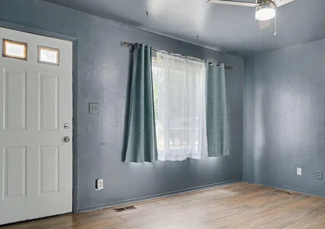 Photo 4 of Single family home for sale at 135 Saratoga Ave, Battle Creek, MI 49037 | MLS# 66026040003 | Listing updated on 2026-08-01