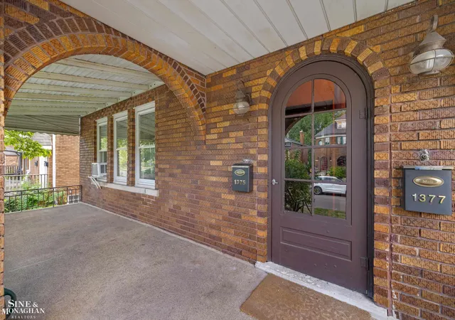 3rd image of 1375 / 1377 Somerset Ave, Grosse Pointe Park City Wayne, MI 48230 | MLS# 58050217012