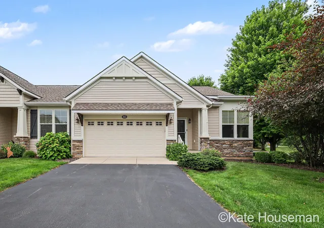 1st image of 863 Cook's Crossing Dr, Byron Center, MI 49315 | MLS# 65026040005