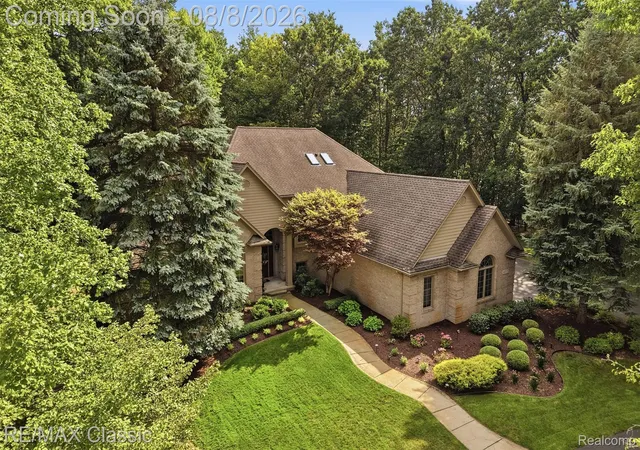 Photo 1 of Single family home for sale at 6015 Lynne Holw Dr, Commerce Township, MI 48382 | MLS# 20261060191 | Listing updated on 2026-09-13