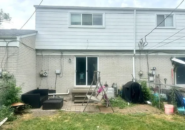 13th image of 209 N Christine Cir, Mount Clemens, MI 48043 | MLS# 58050217014