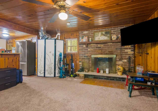 2nd image of 4883 Poplar Dr, Harrison, MI 48625 | MLS# 78080071809