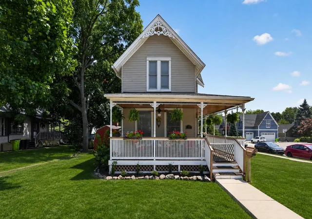 Photo 3 of Single family home for sale at 504 N Center St, Northville, MI 48167 | MLS# 81026040009 | Listing updated on 2026-08-21