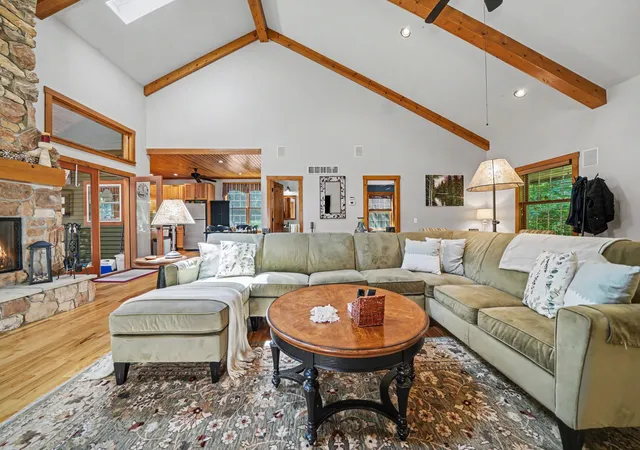 3rd image of 14279 Wildwood Ln, Harbert, MI 49115 | MLS# 69026040013