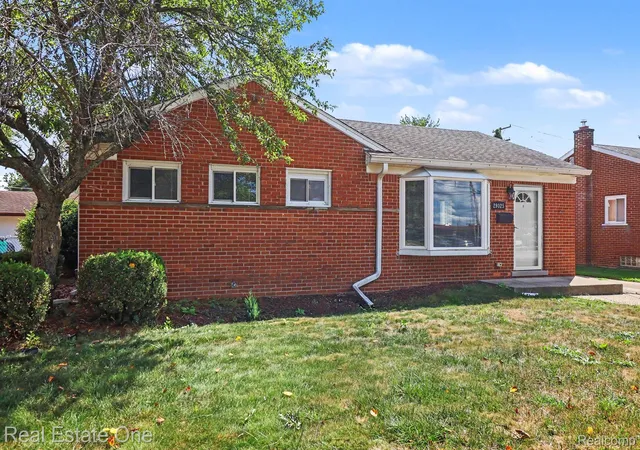 Photo 1 of Sale Pending at 29025 W Chicago St, Livonia, MI 48150 | MLS# 20261060204 | Listing updated on 2026-08-27
