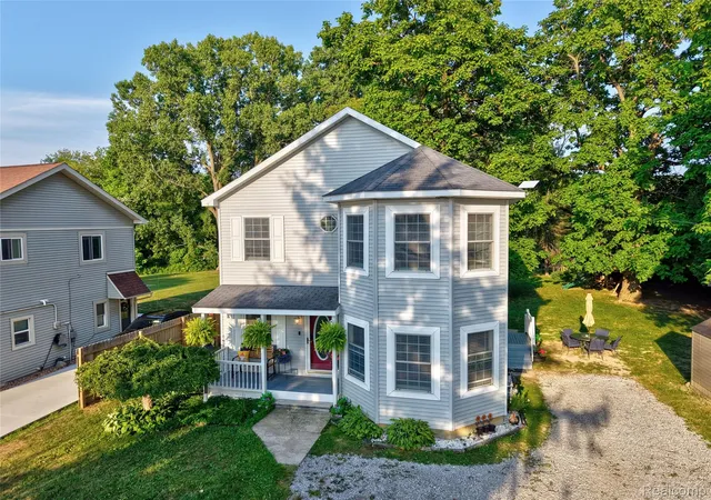 3rd image of 5096 N Irish Rd, Davison, MI 48423 | MLS# 20261060205