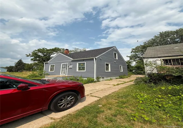 Photo 3 of Single family home for sale at 20220 Coventry St, Highland Park, MI 48203 | MLS# 20261060218 | Listing updated on 2026-09-11