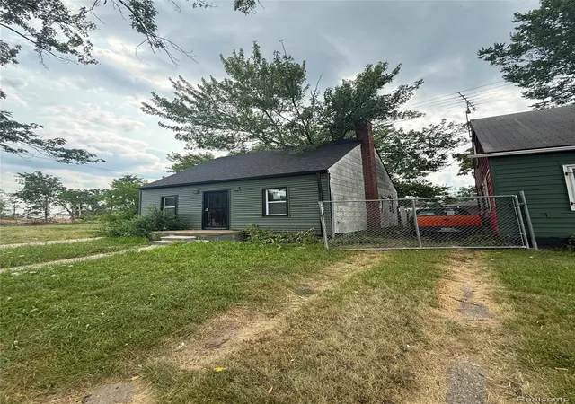 2nd image of 20221 Coventry St, Highland Park, MI 48203 | MLS# 20261060219