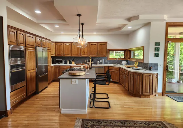 Photo 3 of Single family home for sale at 4545 S Pine Valley Ct, Suttons Bay, MI 49682 | MLS# 78080071816 | Listing updated on 2026-08-30