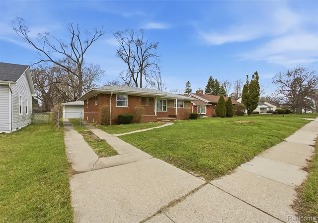 Photo 3 of Single family home for sale at 25253 Eureka Dr, Warren, MI 48091 | MLS# 20261060242 | Listing updated on 2026-08-02