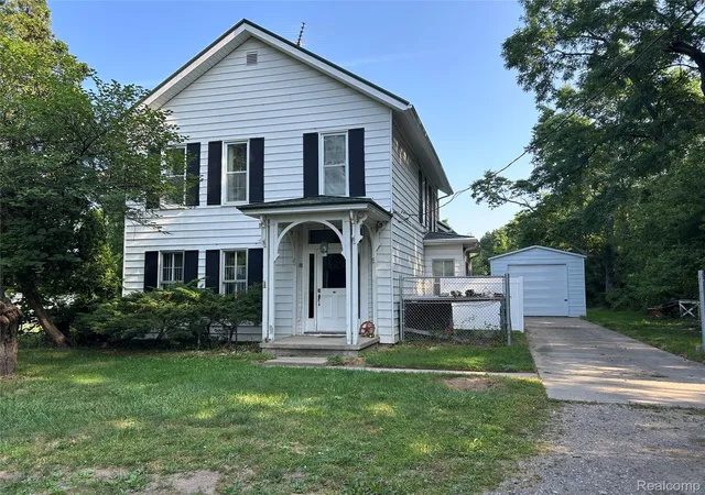 Photo 1 of Single family home for sale at 1285 Grange Hall Rd, Fenton, MI 48430 | MLS# 20261060246 | Listing updated on 2026-08-28