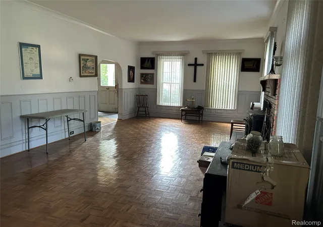 Photo 3 of Single family home for sale at 1285 Grange Hall Rd, Fenton, MI 48430 | MLS# 20261060246 | Listing updated on 2026-08-28