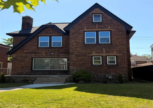 2nd image of 17545 Pennington Dr, Detroit, MI 48221 | MLS# 20261060248