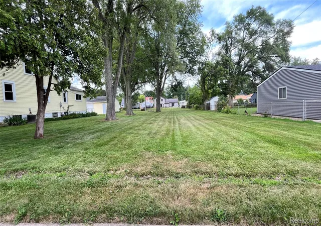Photo 1 of Land for sale at 27250 Edward St, Roseville, MI 48066 | MLS# 20261060251 | Listing updated on 2026-08-02