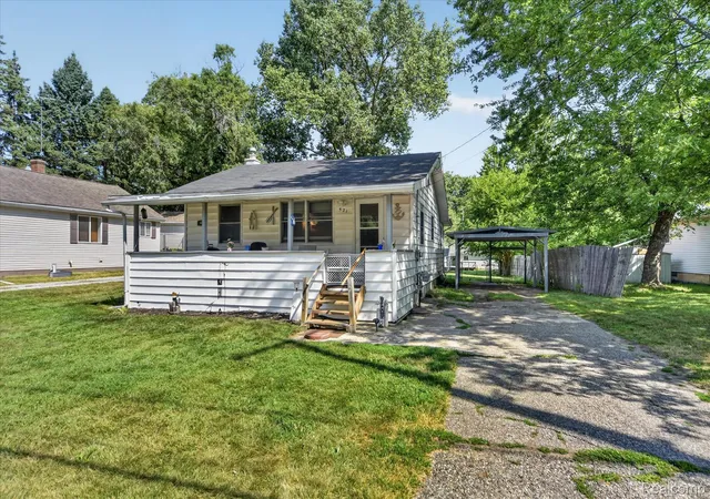 4th image of 521 E Paulson St, Lansing, MI 48906 | MLS# 20261060270