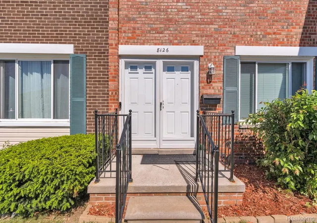 3rd image of 8126 Farnum Avenue, Warren, MI 48093 | MLS# 20261060272