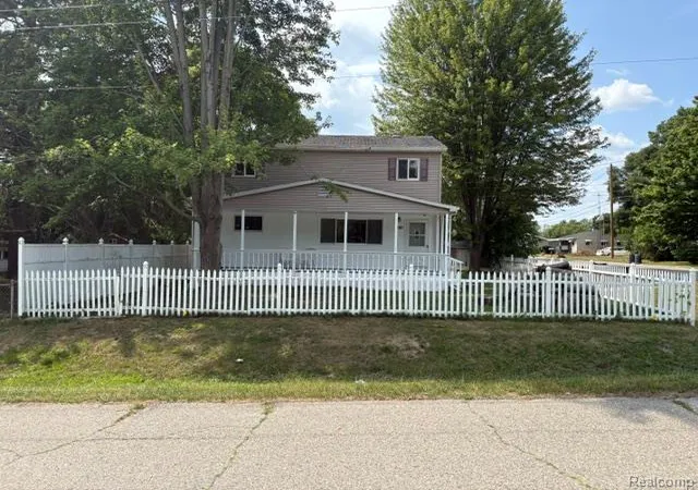 28th image of 1297 Maxson St, Flint, MI 48504 | MLS# 20261060274