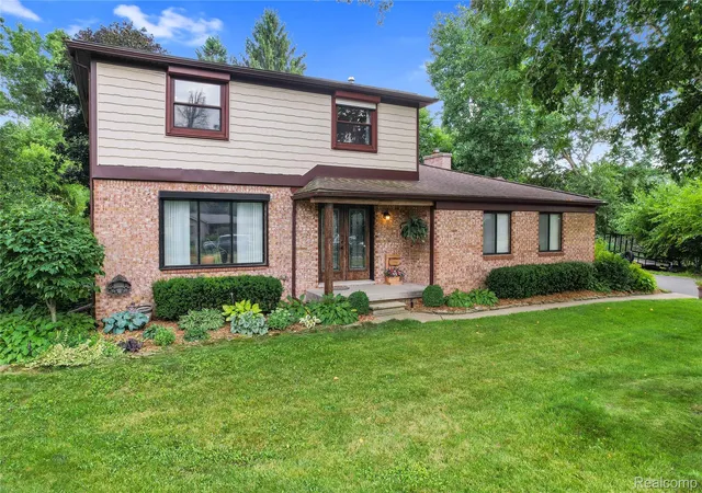 1st image of 3652 Mount Vernon Ct, Highland, MI 48356 | MLS# 20261060282