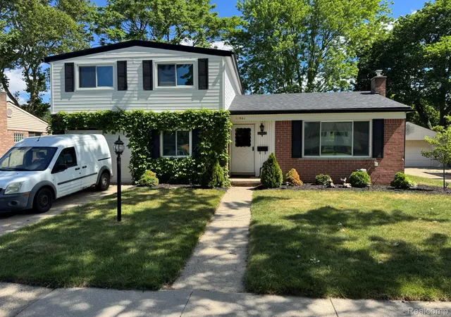 Photo 1 of Sale Pending at 11501 Delvin Dr, Sterling Heights, MI 48314 | MLS# 20261060296 | Listing updated on 2026-08-06