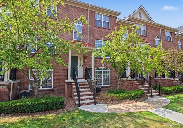 Photo 2 of Condo for sale at 20027 Boardwalk Blvd, Southfield, MI 48075 | MLS# 20261060300 | Listing updated on 2026-08-03
