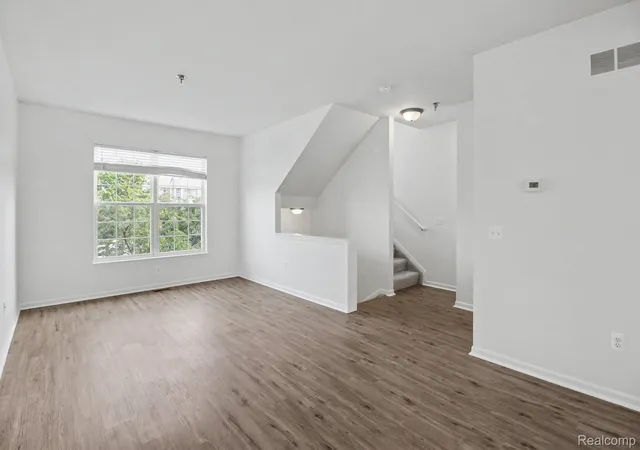 Photo 3 of Condo for sale at 20027 Boardwalk Blvd, Southfield, MI 48075 | MLS# 20261060300 | Listing updated on 2026-08-03