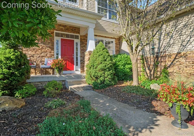 Photo 2 of Single family home for sale at 4141 Oak St, Grand Blanc, MI 48439 | MLS# 20261060303 | Listing updated on 2026-09-16