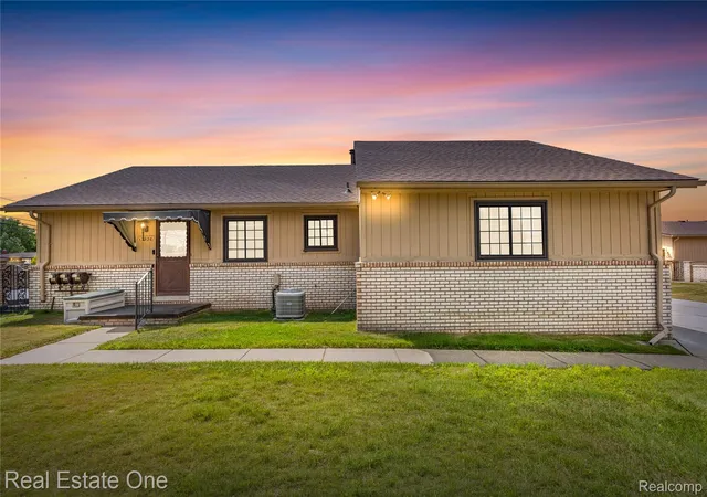 1st image of 13936 Harrington Dr, Warren, MI 48088 | MLS# 20261060305