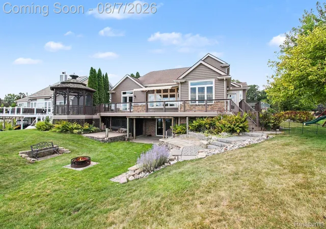4th image of 10654 W Braemar, Holly, MI 48442 | MLS# 20261060306