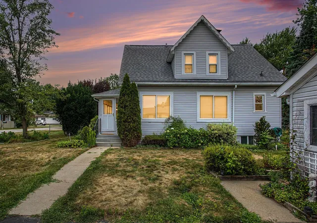 1st image of 2901 Hartline Dr, Rochester Hills, MI 48309 | MLS# 81026040062