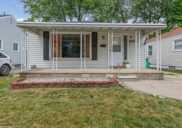 1st image of 24845 Lambrecht Ave Rd, Eastpointe, MI 48021 | MLS# 58050217051