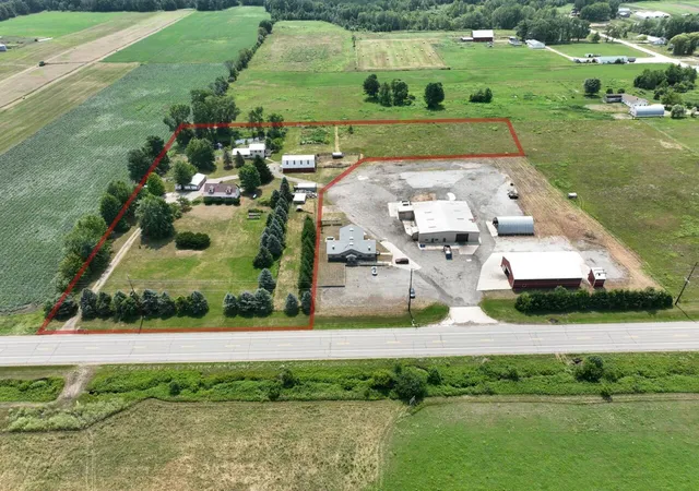 1st image of 3810 W 72nd St, Newaygo, MI 49337 | MLS# 72026040069